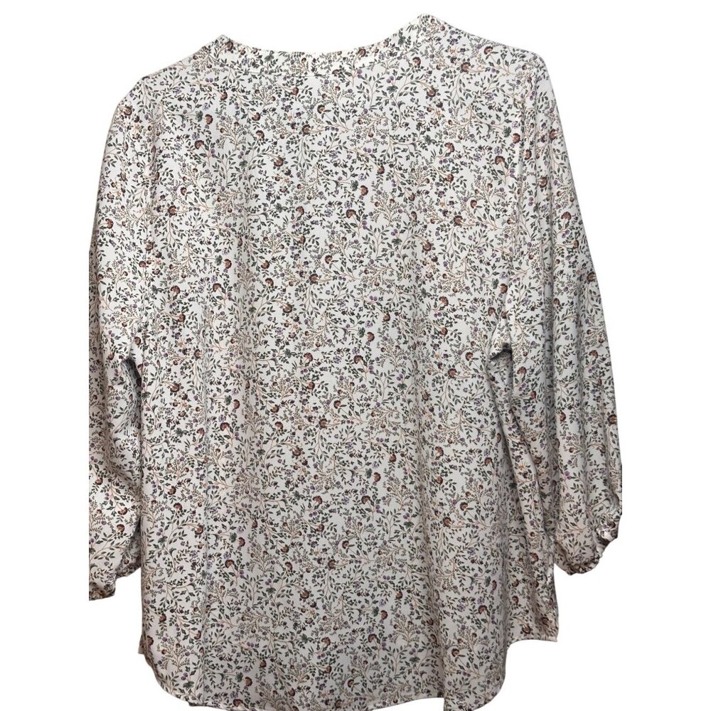 Croft Barrow Womens Hinge Ditsy Floral Button Down V Neck Blouse Long Sleeve  XL - Picture 4 of 10